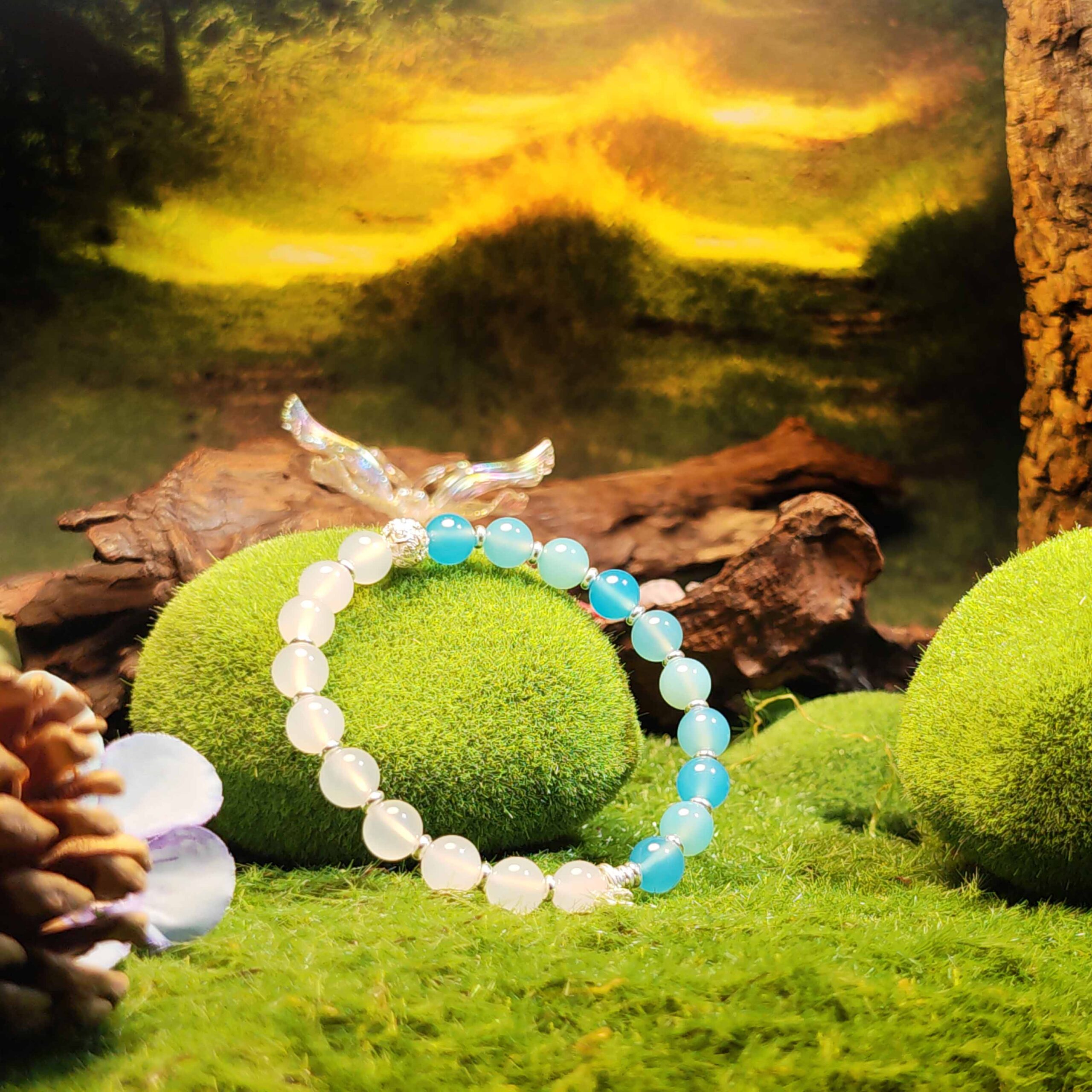 Mindflow bracelet with White Agate and Blue Agate for emotional clarity and calm