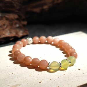Rise Seed bracelet made of Apple Agate and Orange Moonstone for personal growth and confidence