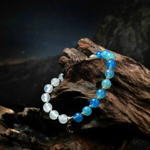 Mindflow bracelet with White Agate and Blue Agate for emotional clarity and calm