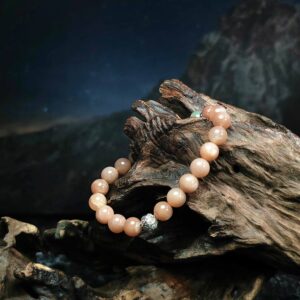 Rise Seed bracelet made of Apple Agate and Orange Moonstone for personal growth and confidence